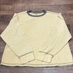 RedHead Beige and Gray Waffle-knit Crewneck Thermal Size M